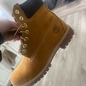 Timberlands *BRAND NEW NEVER WORN*